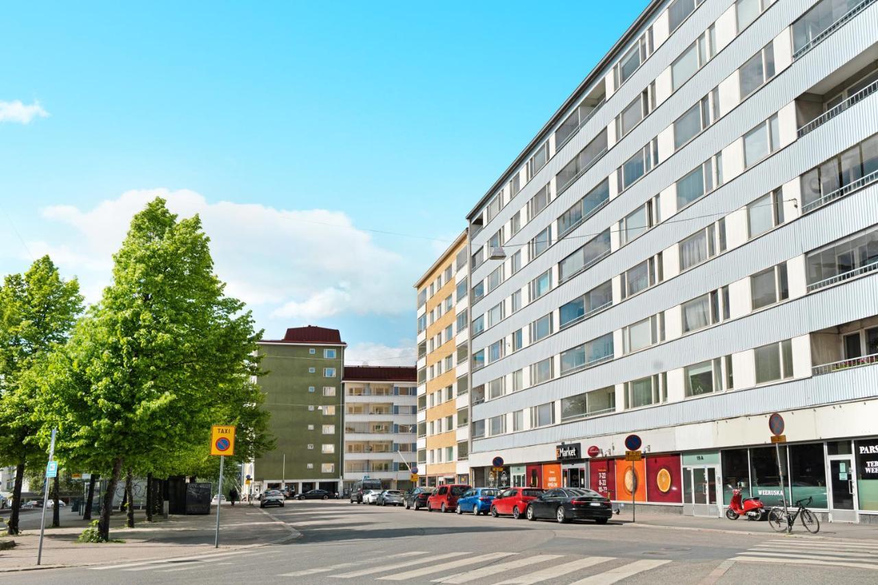 Just Renovated Stylish Nordic Studio By Tram Stop Helsinki Exterior photo